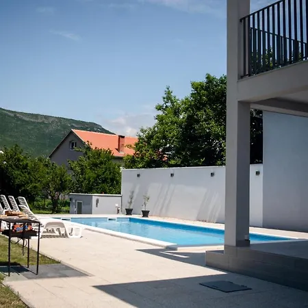 Aqua Villa Mostar
